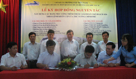 Lễ ký hợp đồng nguyên tắc xây dựng 3 cầu vượt đường sắt